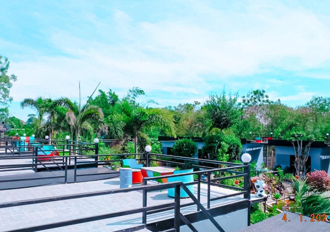 สกายวิวรีสอร์ท ชัยนาท Exteriör bild