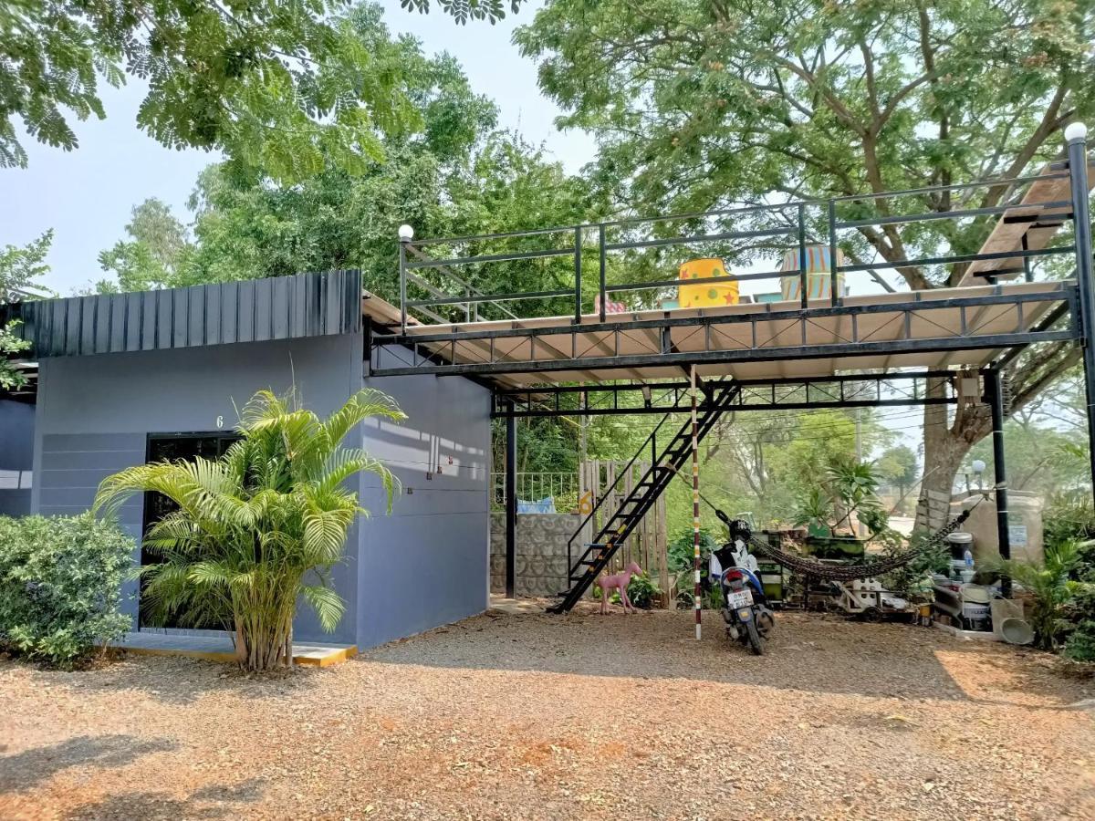 สกายวิวรีสอร์ท ชัยนาท Exteriör bild